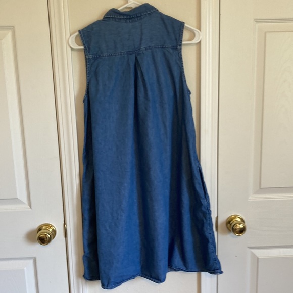 Old Navy Denim Dress - Picture 4 of 4